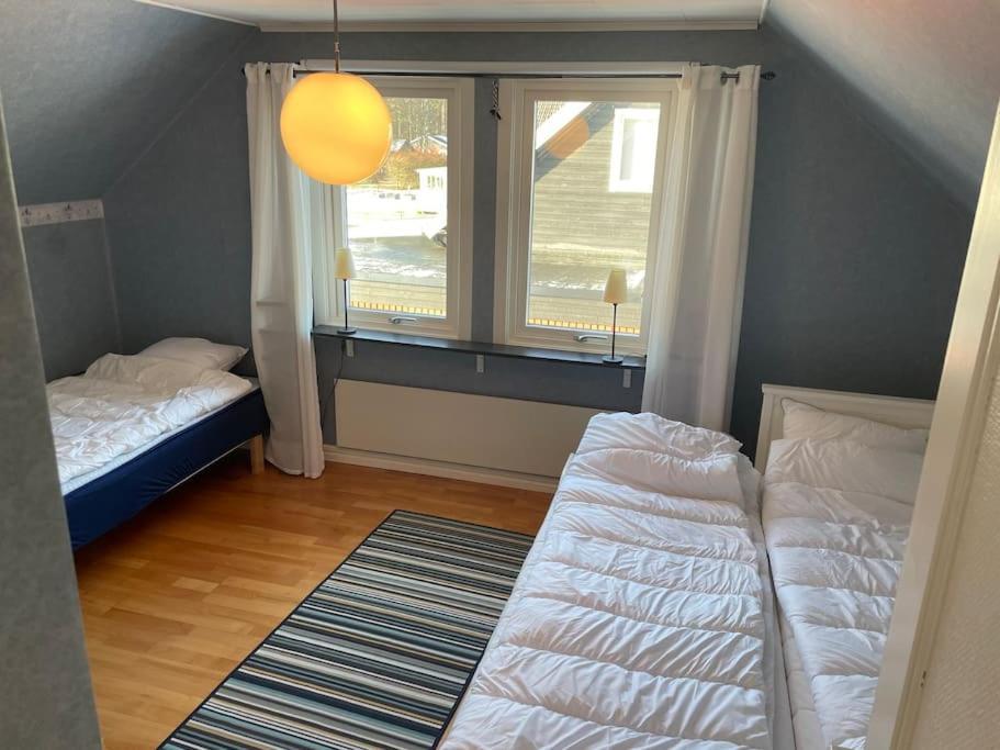 Villa Familjevaenligt Hus Naera Isaberg! Hestra Exterior foto